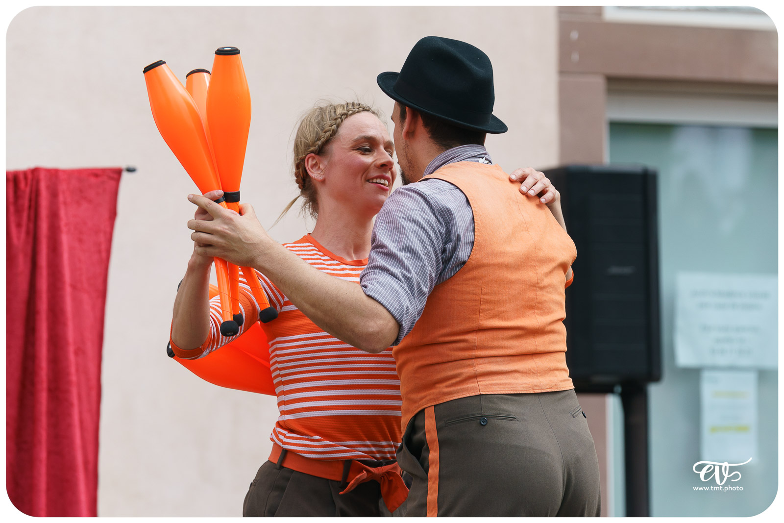 STORIES IN THE CITY (LES DUDES)